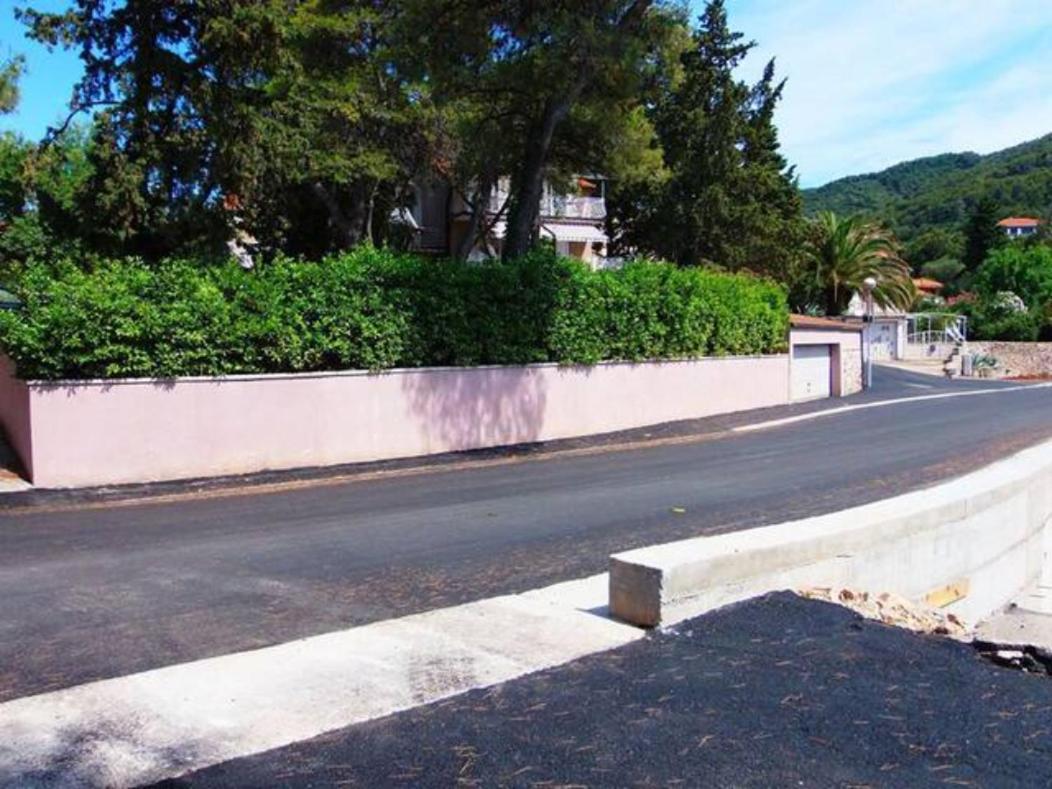 Adrienn Apartments Stari Grad  Dış mekan fotoğraf