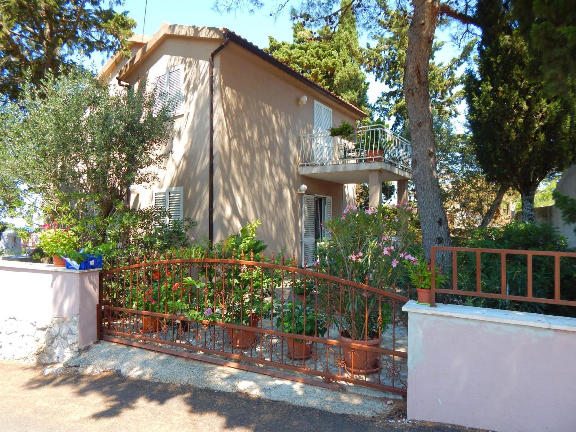 Adrienn Apartments Stari Grad  Dış mekan fotoğraf